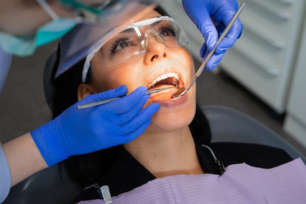 General Dentistry Restoration Options For A Damaged Tooth